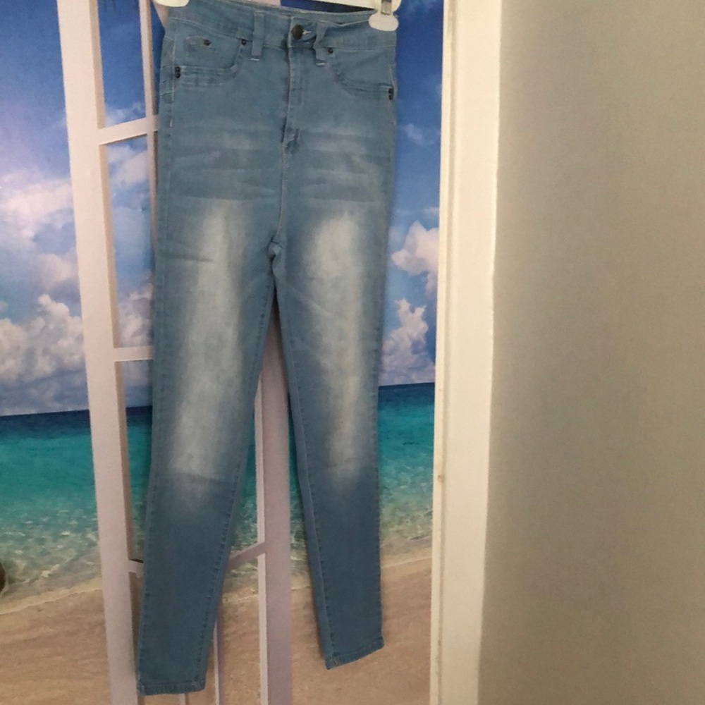 Fashion Nova Blue Skinny Jeans with Tapered Leg